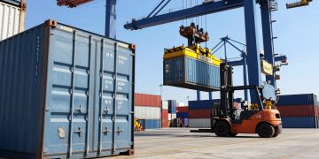 container marítimo funcionamento