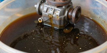 contaminação do óleo hidráulico
