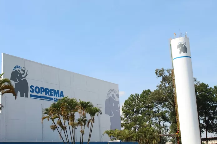 fachada da fábrica