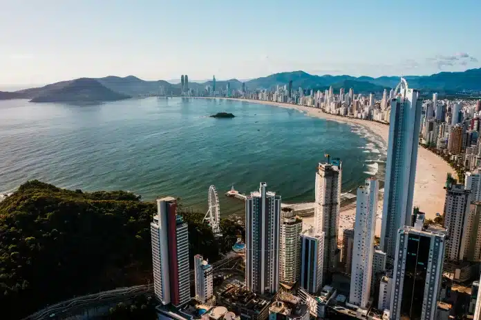 vista a´rea de Balneário Camboriú SC