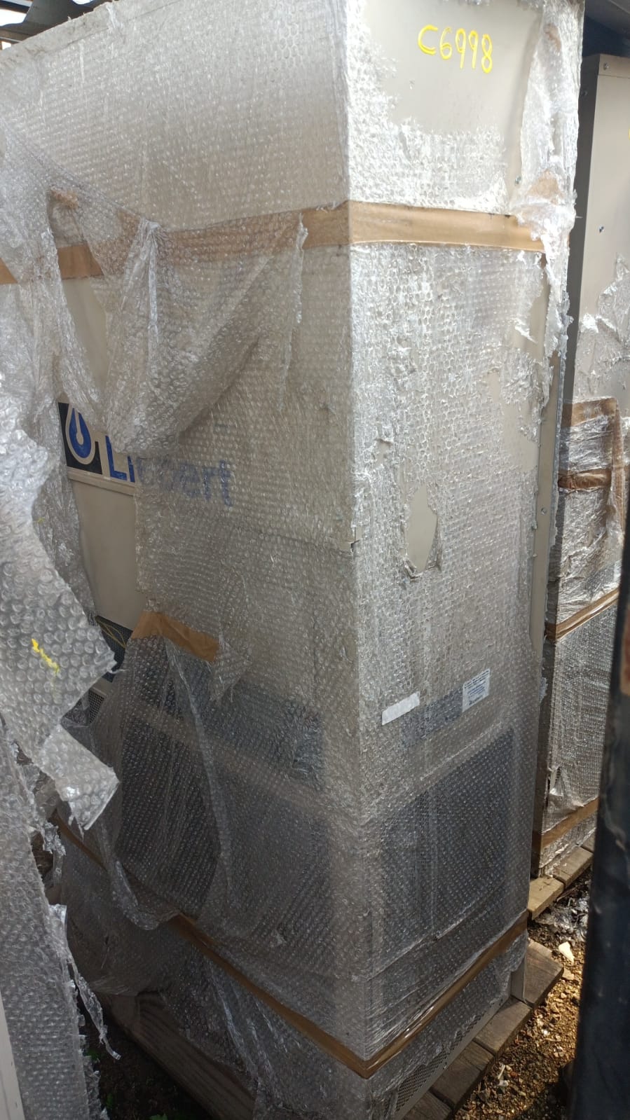 Ar condicionado Self Condensador Liebert 8tr 100btu - C6998