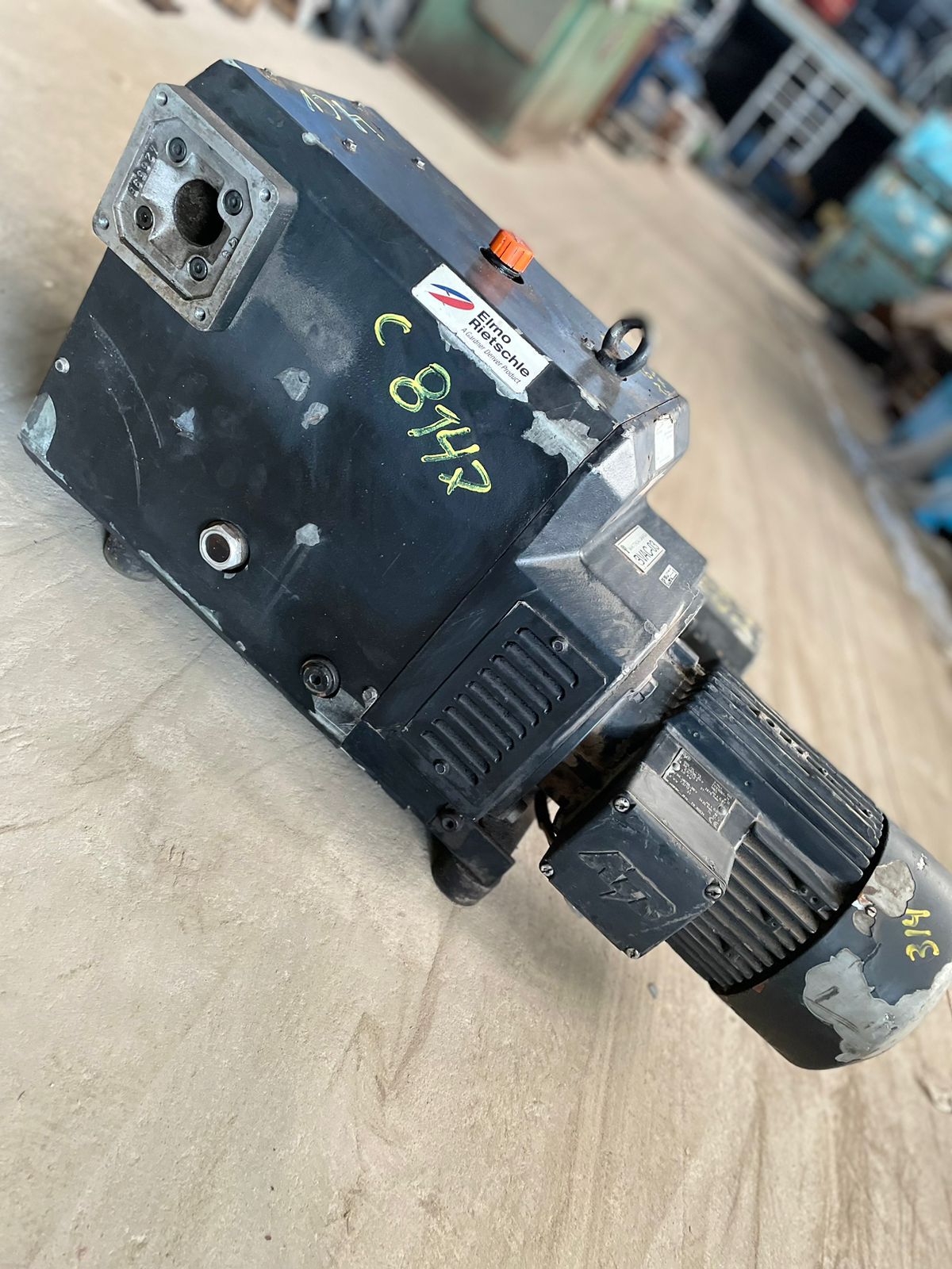 Bomba De Vacuo 1 cv De Palheta a Óleo Rotativa V180M3/H C8147