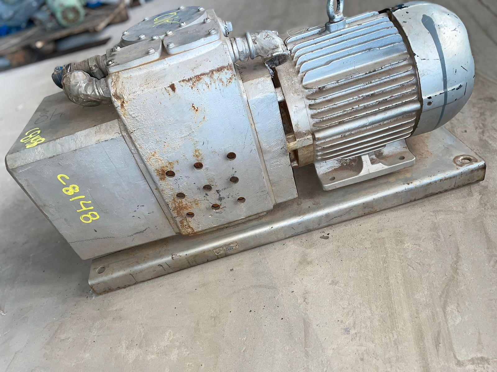 Bomba De Vacuo 2 cv De Palheta a Óleo Rotativa C8148
