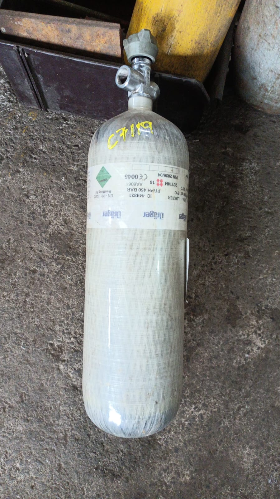 Cilindro de Oxigênio fibra carbono 4,2kg 374bar cheio-C7119