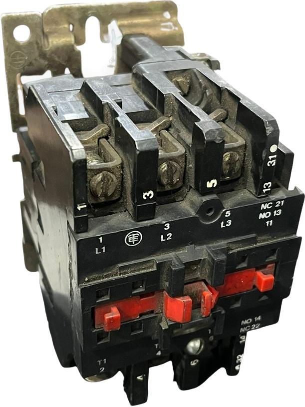 Contatora antiga 175 cv 400 A CW400 weg telemecanique C2608