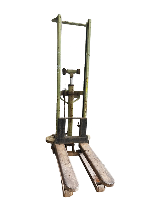 Empilhadeira Manual C8366