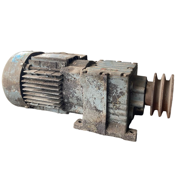 Motoredutor SEW 212 rpm 0,5 cv 1:8 eixo 19 mm usado - C9013