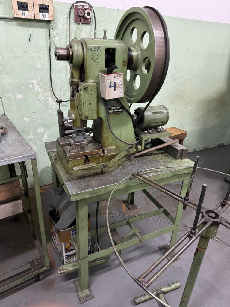 Prensa Excêntrica 8 toneladas C7933