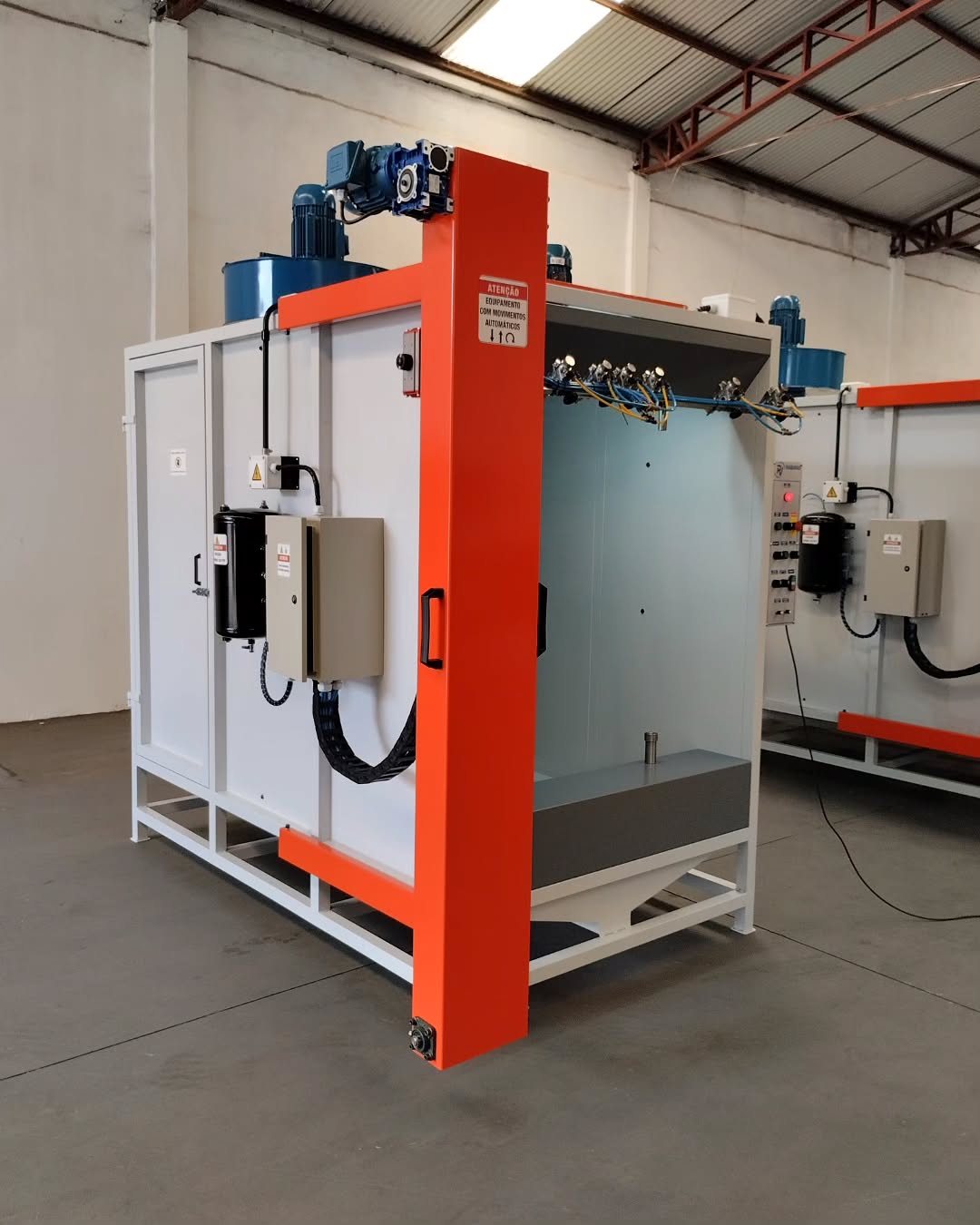 Cabine de pintura automatizada para metalização