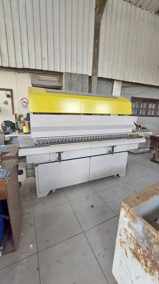 Coladeira de borda automática