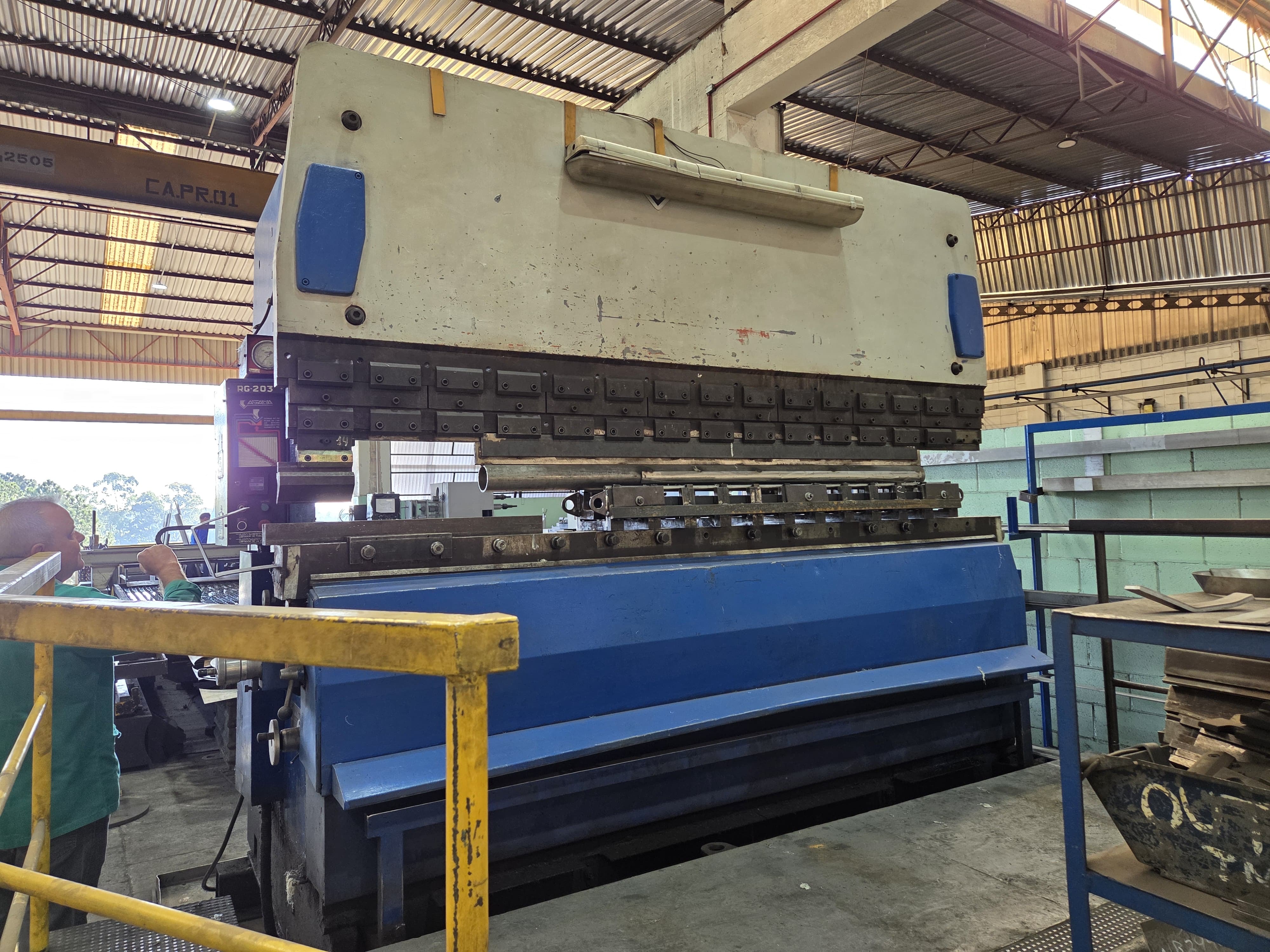 Dobradeira Hidráulica 200T x 3M MARCA ASAMA
