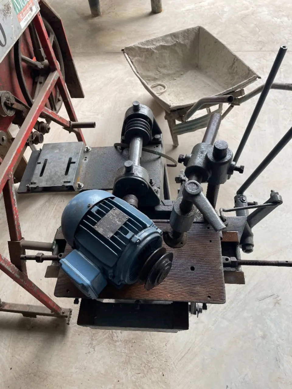 Furadeira Horizontal Industrial