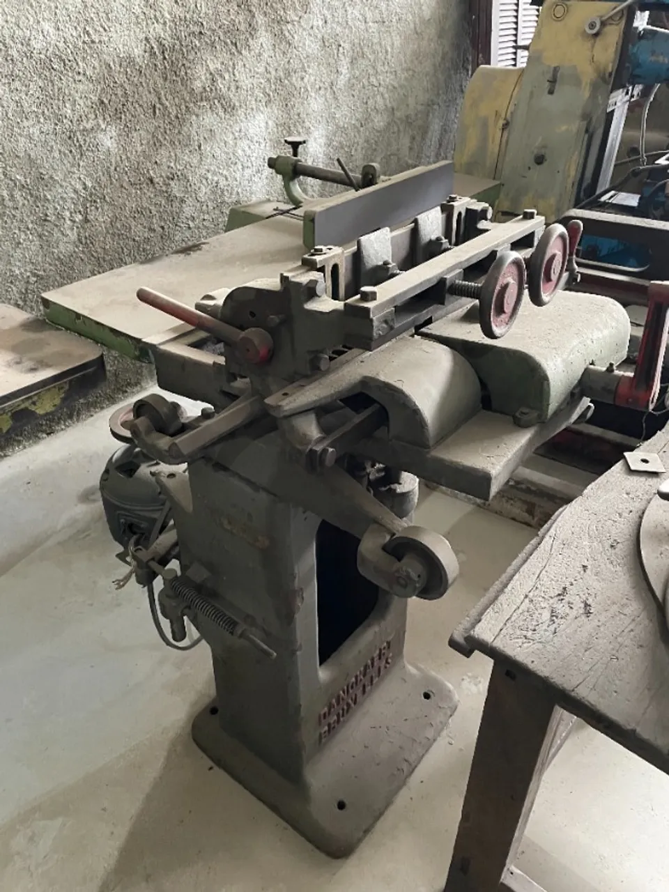 Malheteira Industrial - Máquina de Precisão