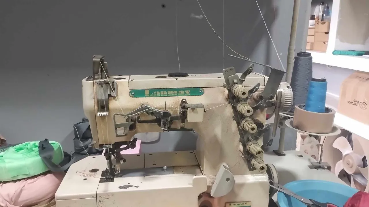 Máquina de Costura Industrial Lanmax