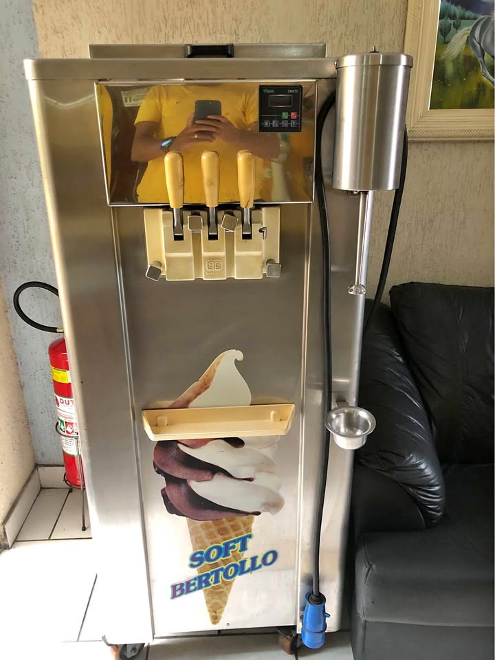 Máquina de sorvete soft italiana