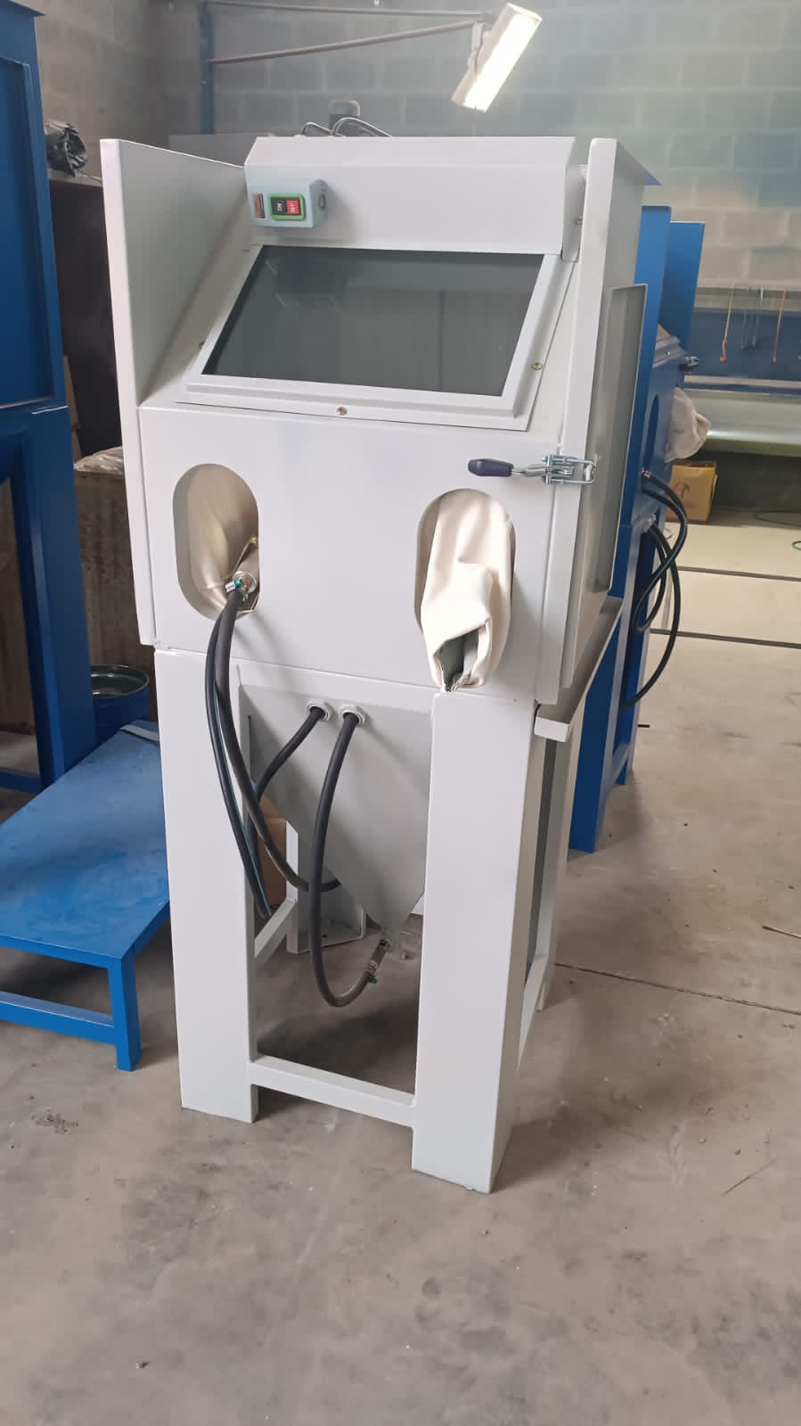 MÁQUINA JATEAMENTO CABINE BB3 600