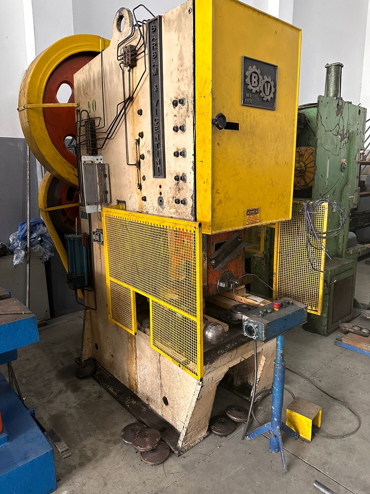 PRENSA EXCÊNTRICA 100T BARBAN VICENTINI