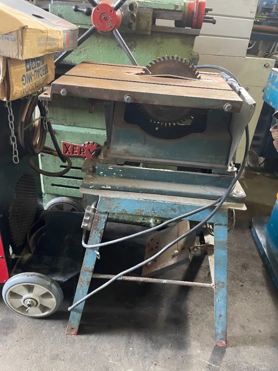 Serra de Bancada Acerbi Industrial