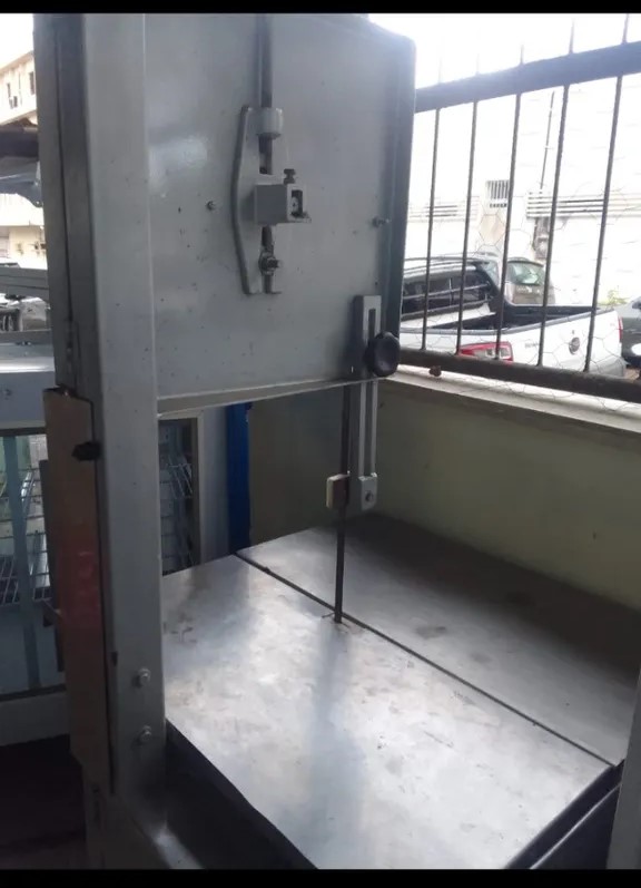 Serra Fita para açougue