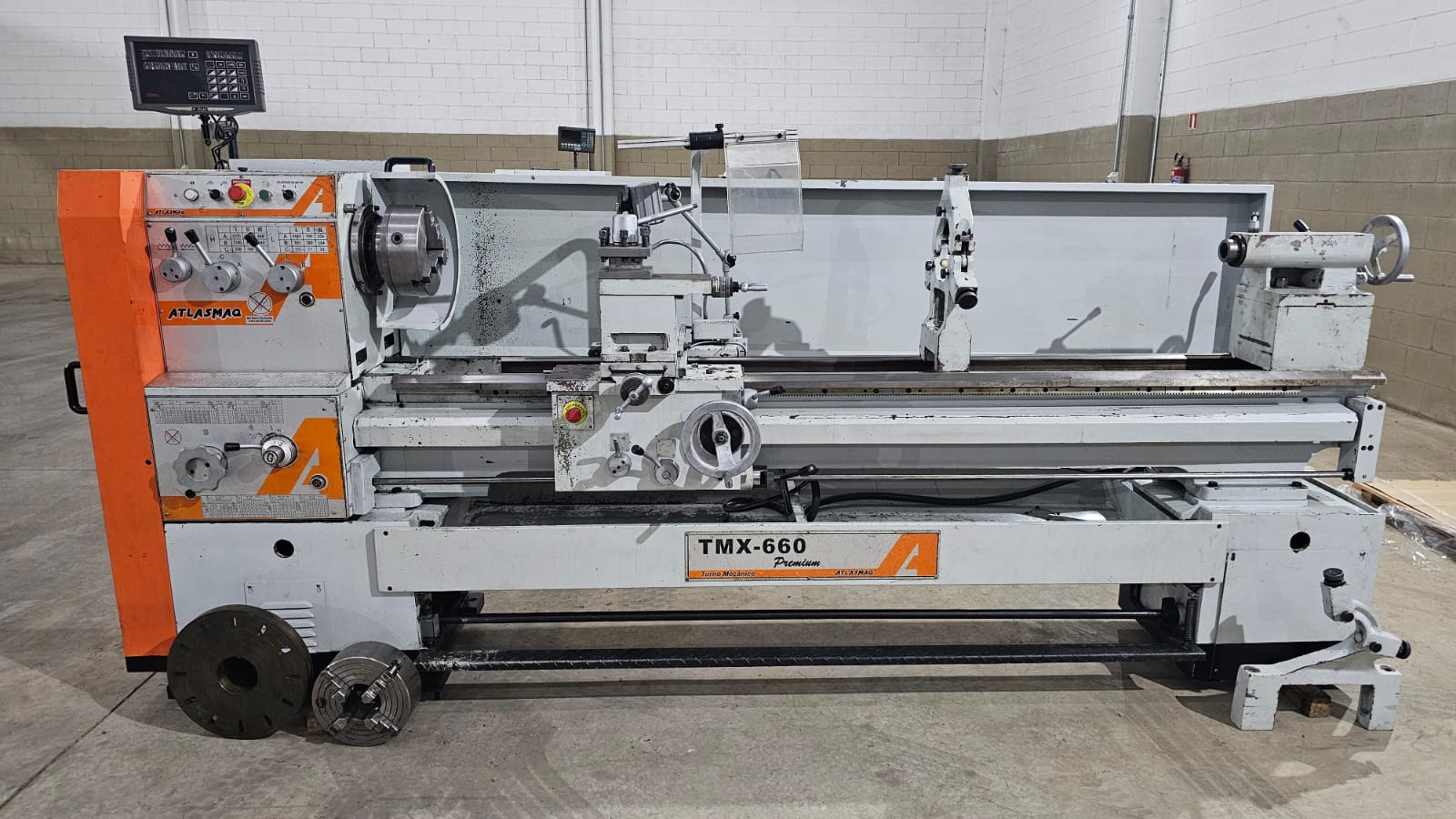 TORNO MECÂNICO ATLAS MAQ