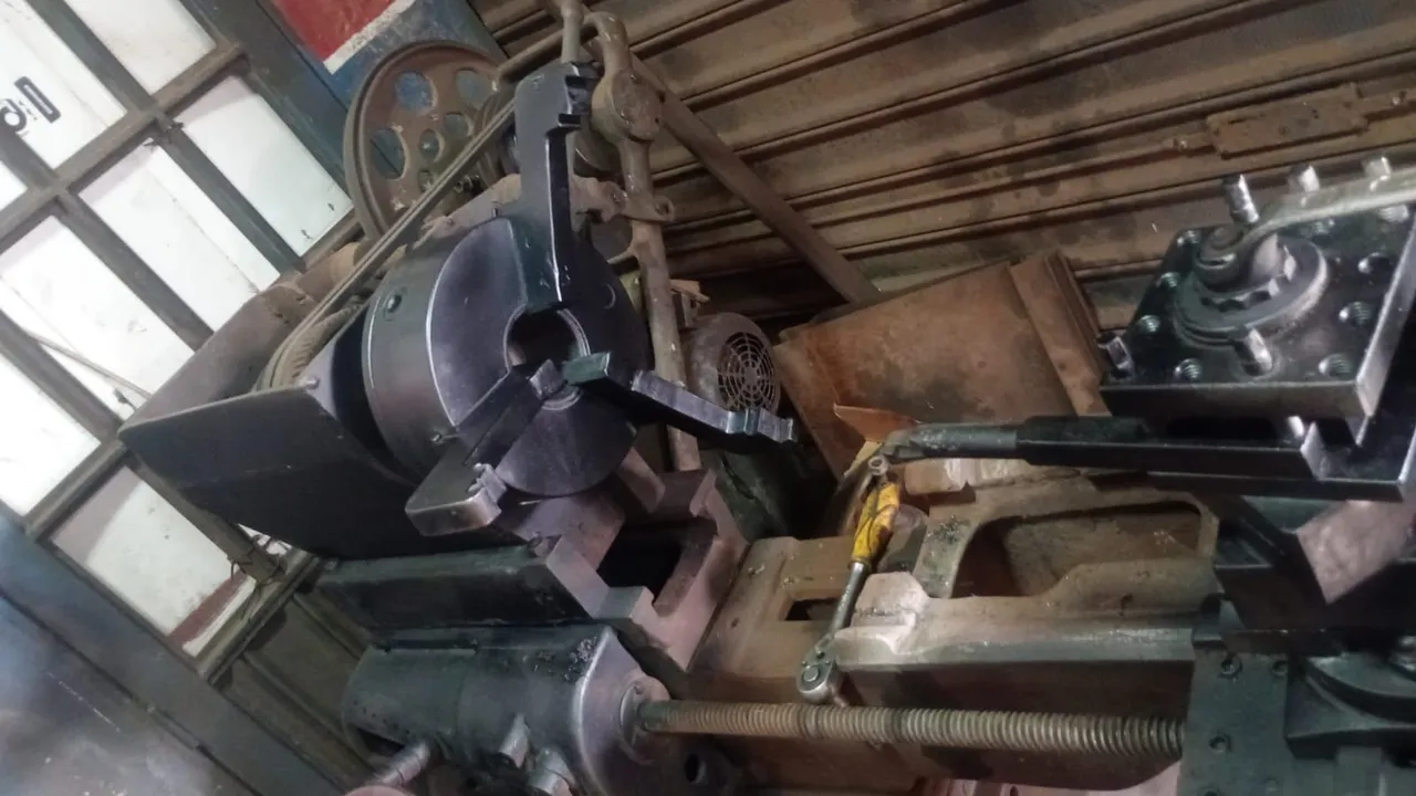 Torno Mecânico Industrial